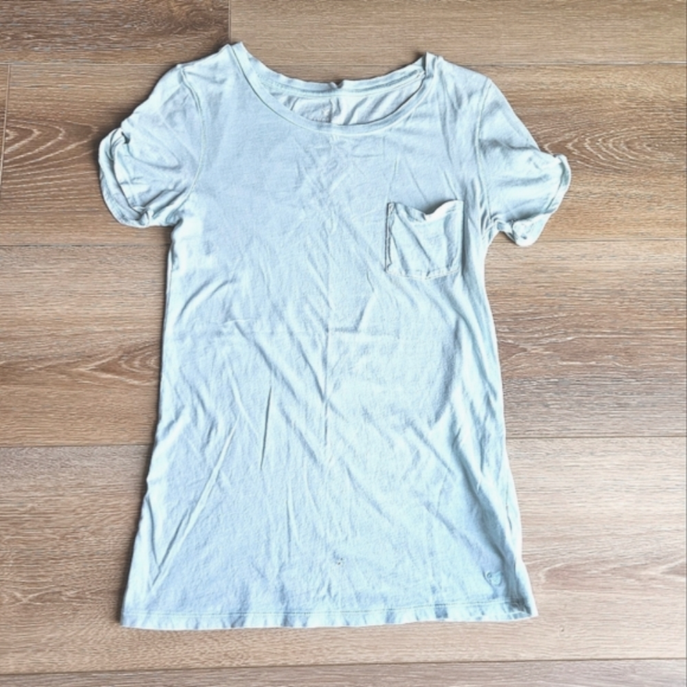 Women's Baby Blue Cuffed Short Sleeve Favorite Tee / Scoop Neck Tee | Size Small